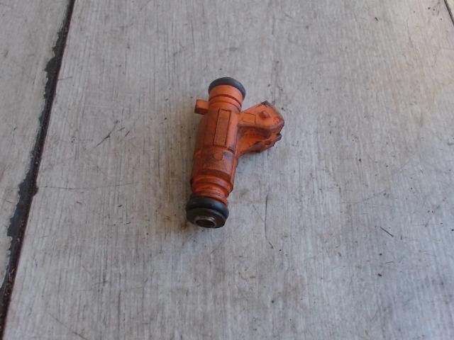 bontott PEUGEOT PARTNER Porlasztó (1 db)