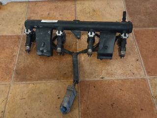 bontott PEUGEOT PARTNER Porlasztó Sor / Híd