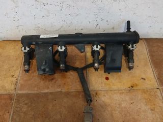 bontott PEUGEOT PARTNER Porlasztó Sor / Híd