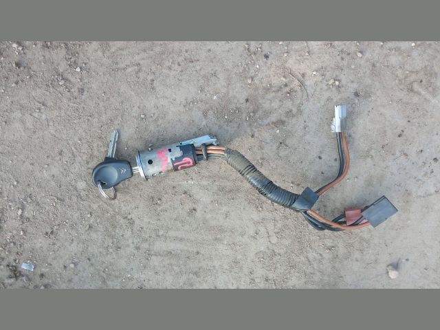 bontott PEUGEOT PARTNER Gyújtáskapcsoló