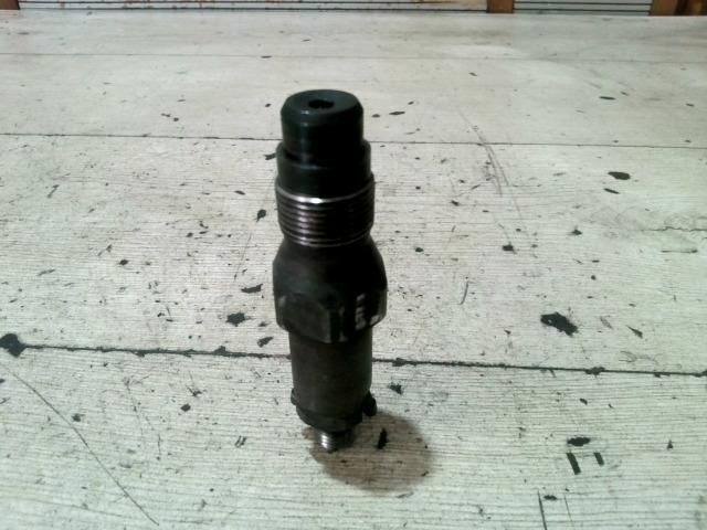 bontott PEUGEOT PARTNER Porlasztó (1 db)