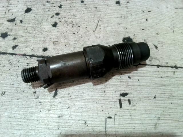 bontott PEUGEOT PARTNER Porlasztó (1 db)