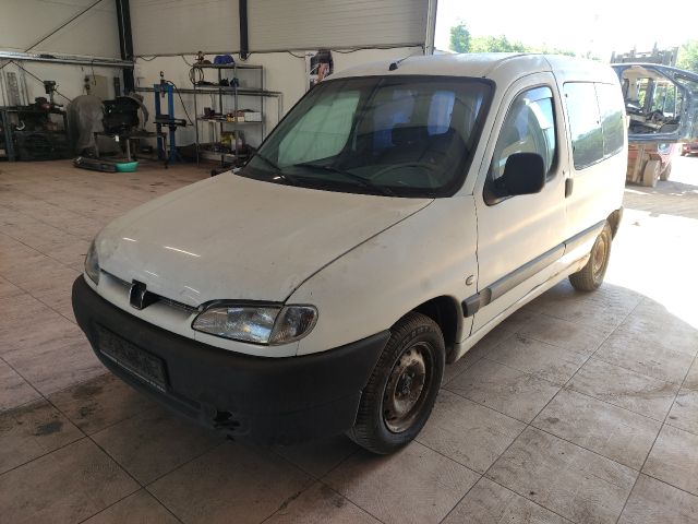 bontott PEUGEOT PARTNER Vákumpumpa