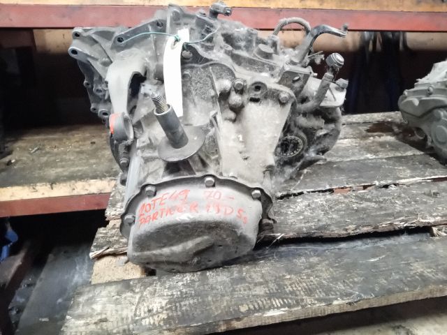 bontott PEUGEOT PARTNER Váltó (Mechanikus)