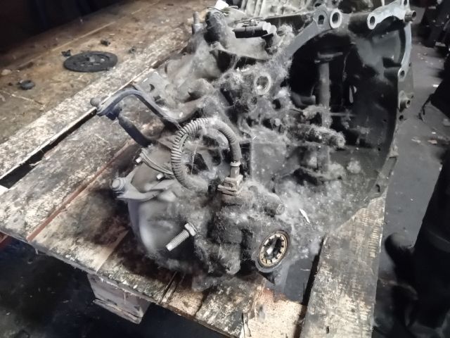 bontott PEUGEOT PARTNER Váltó (Mechanikus)