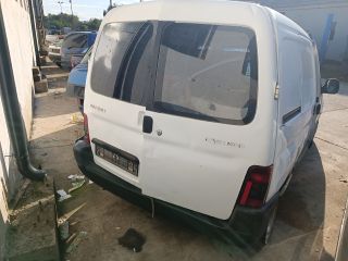 bontott PEUGEOT PARTNER Hátsó Híd (Dobfékes)