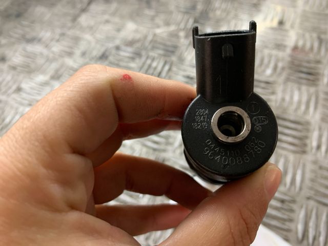 bontott PEUGEOT PARTNER Porlasztó (1 db)