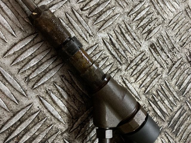 bontott PEUGEOT PARTNER Porlasztó (1 db)