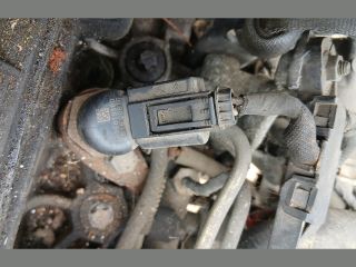 bontott PEUGEOT PARTNER Szelepfedél