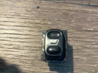 bontott PEUGEOT PARTNER Ablakemelő Kapcsoló (Pozíciófüggetlen)