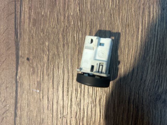 bontott PEUGEOT PARTNER Ablakfűtés Kapcsoló