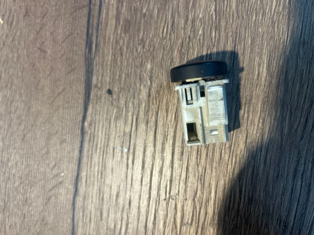 bontott PEUGEOT PARTNER Ablakfűtés Kapcsoló