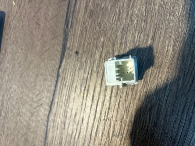 bontott PEUGEOT PARTNER Ablakfűtés Kapcsoló