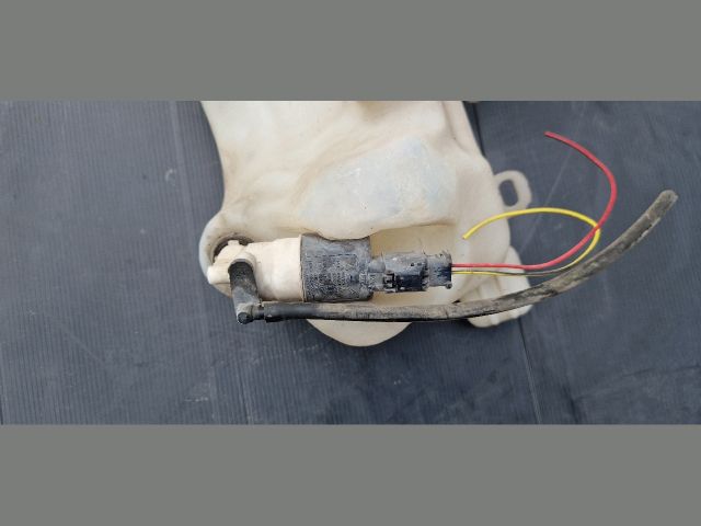 bontott PEUGEOT PARTNER Ablakmosó Tartály