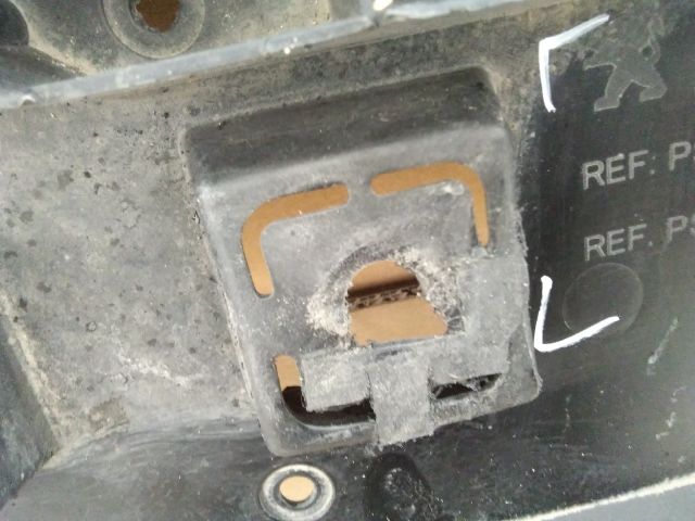 bontott PEUGEOT PARTNER Alsó Motorburkolat