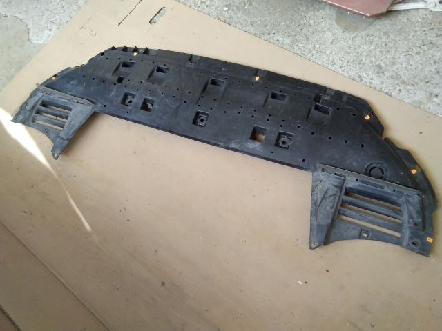 bontott PEUGEOT PARTNER Alsó Motorburkolat