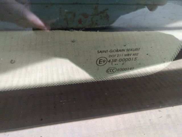 bontott PEUGEOT PARTNER Bal C Oszlop Oldalablak Üveg