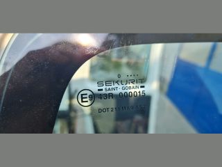 bontott PEUGEOT PARTNER Bal Csomagtérajtó Ablak