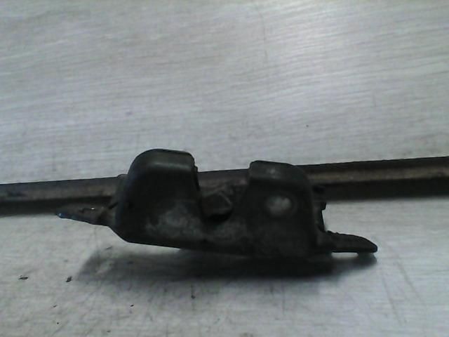 bontott PEUGEOT PARTNER Bal Csomagtérajtó Zárszerkezet