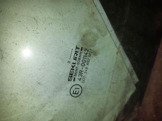 bontott PEUGEOT PARTNER Bal első Ablak