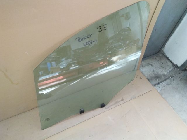 bontott PEUGEOT PARTNER Bal első Ablak