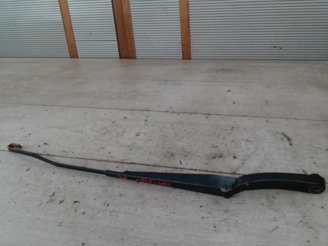 bontott PEUGEOT PARTNER Bal első Ablaktörlő Kar