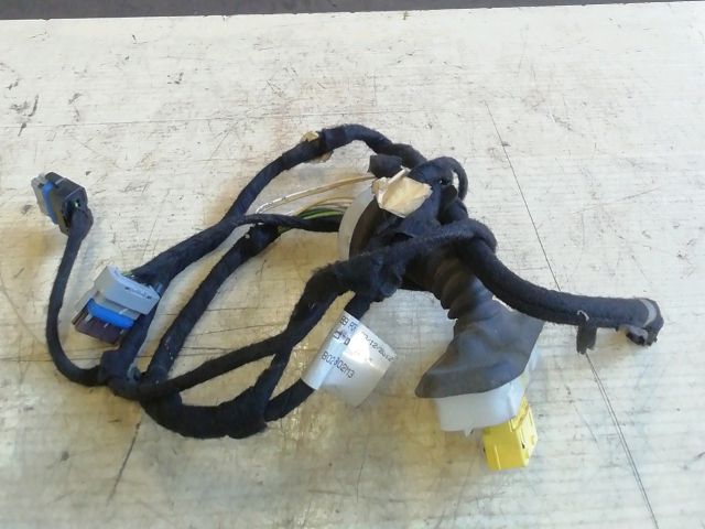 bontott PEUGEOT PARTNER Bal első Ajtó Kábelköteg