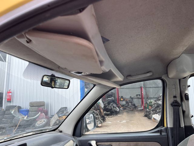 bontott PEUGEOT PARTNER Bal első Ajtó Kárpit