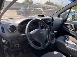 bontott PEUGEOT PARTNER Bal első Ajtó Kárpit