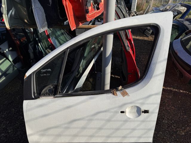 bontott PEUGEOT PARTNER Bal első Ajtó (Üres lemez)