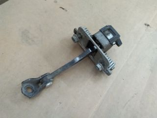 bontott PEUGEOT PARTNER Bal első Ajtóhatároló