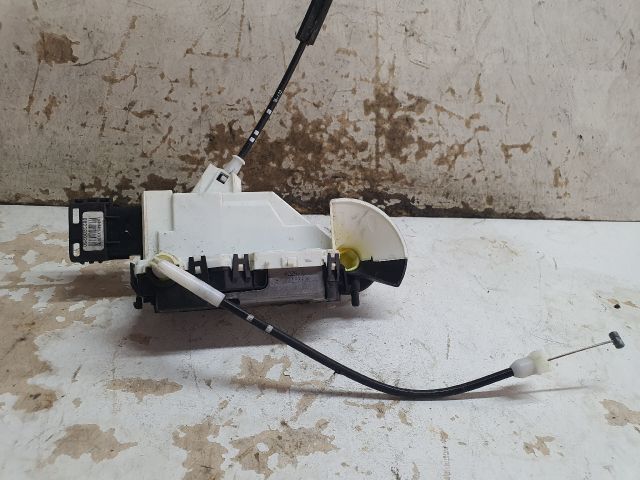 bontott PEUGEOT PARTNER Bal első Ajtózár