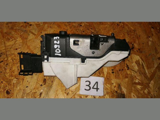 bontott PEUGEOT PARTNER Bal első Ajtózár