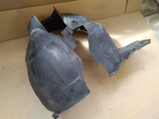 bontott PEUGEOT PARTNER Bal első Első Dobbetét (Kerékjárati, Műanyag)