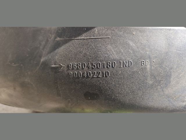 bontott PEUGEOT PARTNER Bal első Első Dobbetét (Kerékjárati, Műanyag)