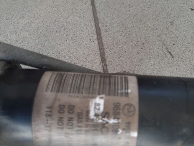 bontott PEUGEOT PARTNER Bal első Gólyaláb (Lengécsillapító, Rugó)