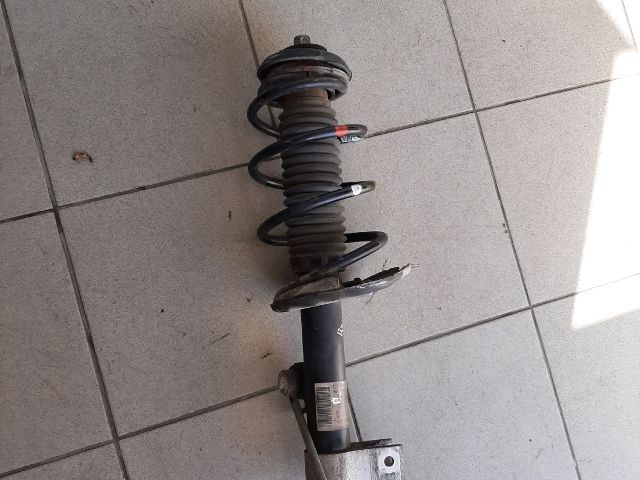 bontott PEUGEOT PARTNER Bal első Gólyaláb (Lengécsillapító, Rugó)