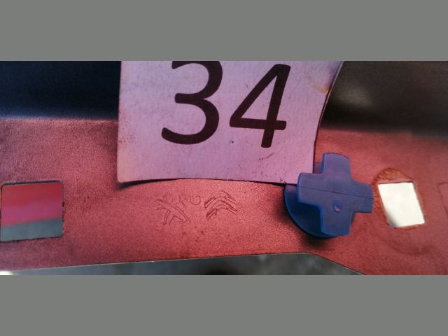 bontott PEUGEOT PARTNER Bal első Sárvédő