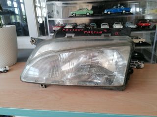 bontott PEUGEOT PARTNER Bal Fényszóró