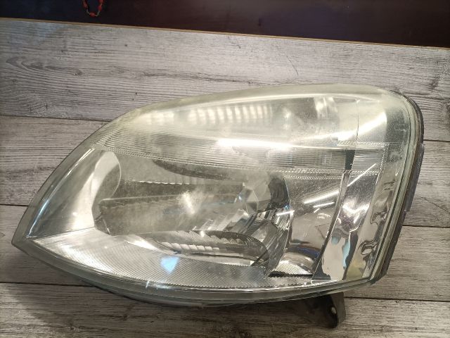 bontott PEUGEOT PARTNER Bal Fényszóró