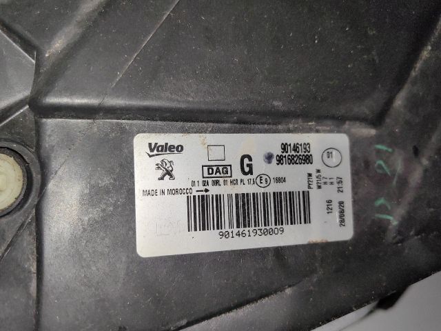 bontott PEUGEOT PARTNER Bal Fényszóró