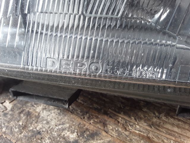 bontott PEUGEOT PARTNER Bal Fényszóró