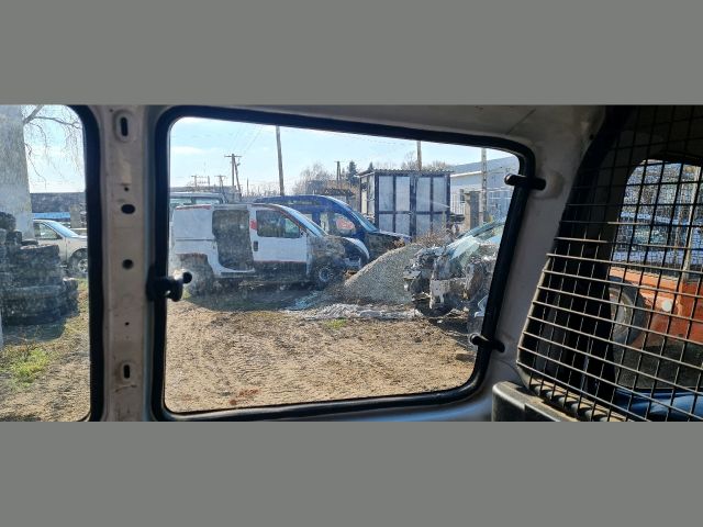 bontott PEUGEOT PARTNER Bal hátsó Ablak