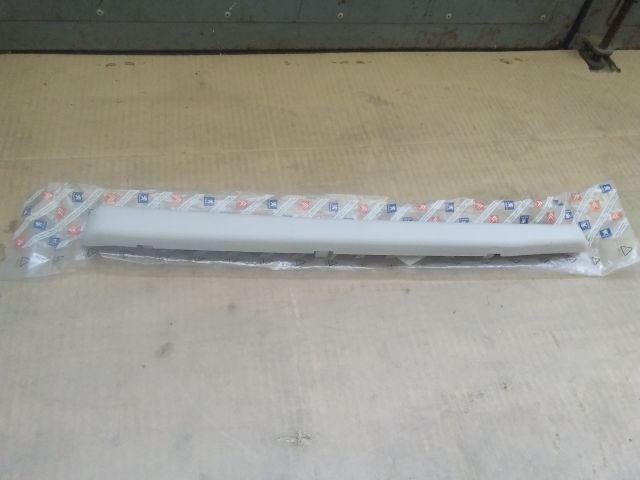 bontott PEUGEOT PARTNER Bal hátsó Ajtó Kárpit Díszléc