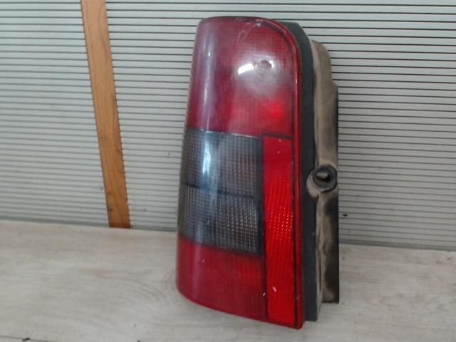 bontott PEUGEOT PARTNER Bal Hátsó Lámpa