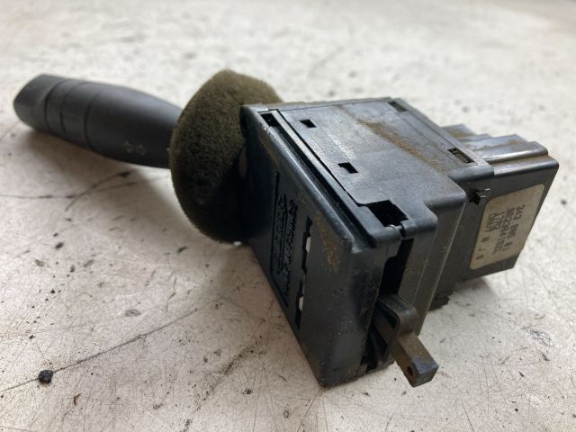 bontott PEUGEOT PARTNER Bal Kormánykapcsoló Irányjelző