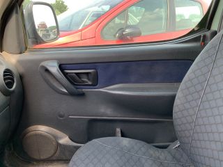 bontott PEUGEOT PARTNER Bal Napellenző