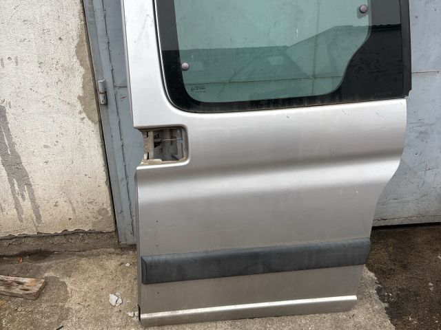 bontott PEUGEOT PARTNER Bal Tolóajtó (Üres lemez)