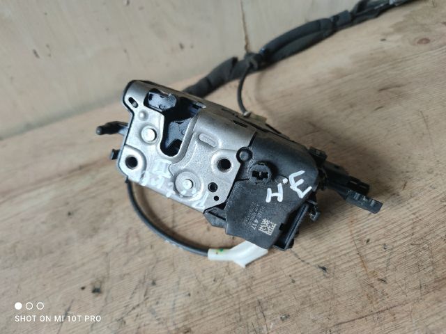 bontott PEUGEOT PARTNER Bal Tolóajtó Zárszerkezet