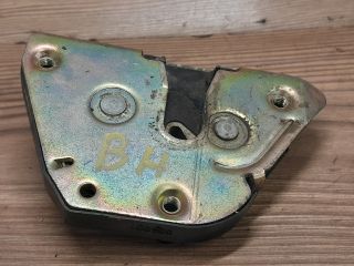 bontott PEUGEOT PARTNER Bal Tolóajtó Zárszerkezet